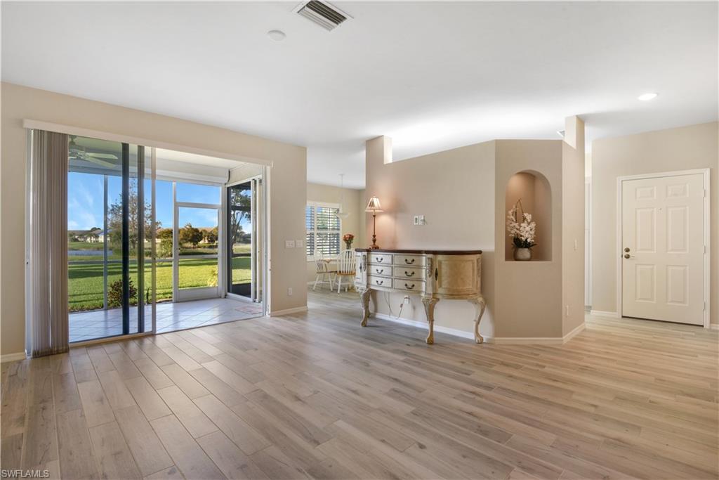 CLUBSIDE - Residential