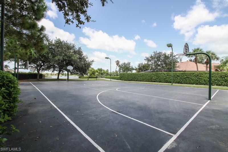 CLUBSIDE - Residential