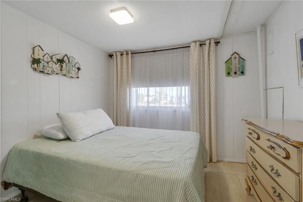 CARRIAGE VILLAGE - Residential