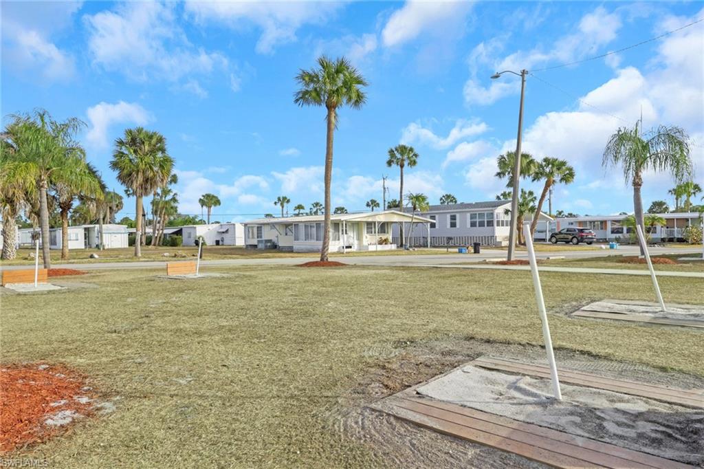 CARRIAGE VILLAGE - Residential