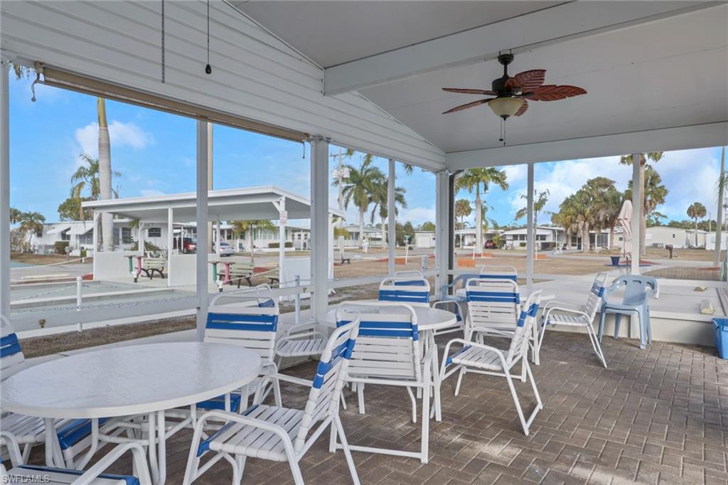 CARRIAGE VILLAGE - Residential