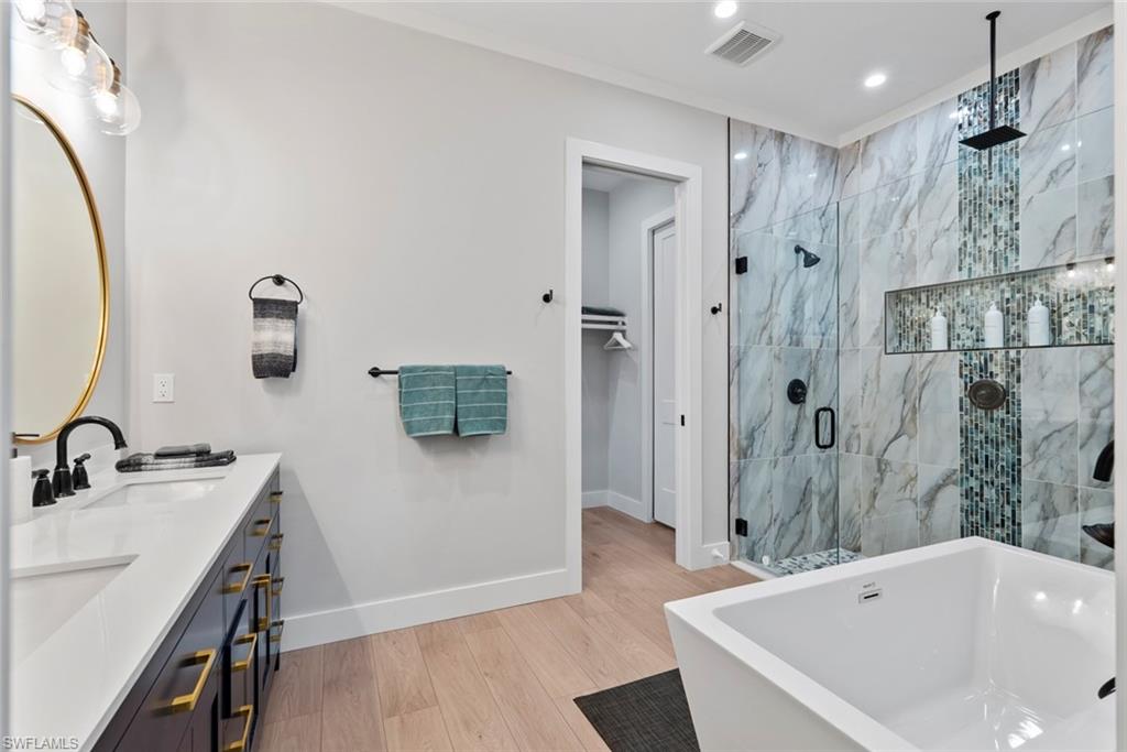 NAPLES VILLAS - Residential Lease