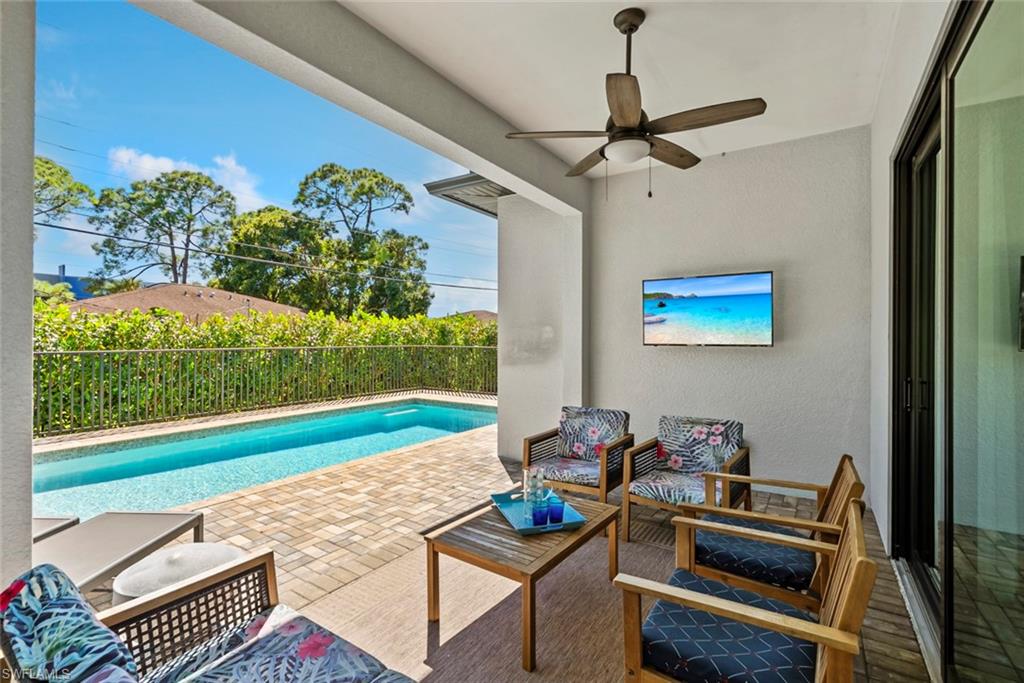 NAPLES VILLAS - Residential Lease