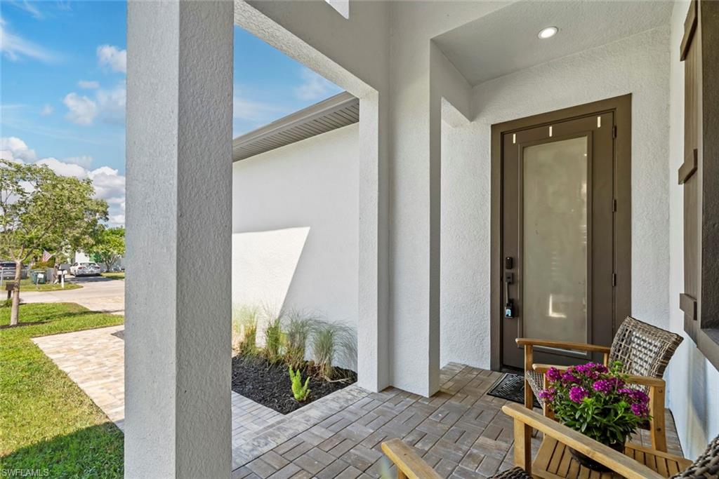 NAPLES VILLAS - Residential Lease