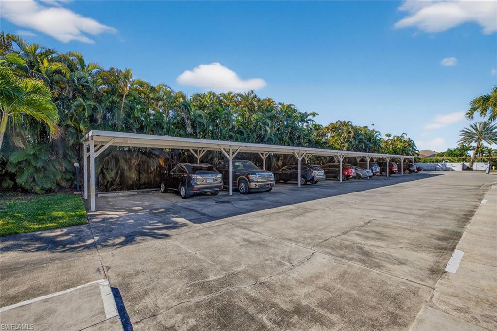 AMBERWOOD LAKE CONDO - Residential