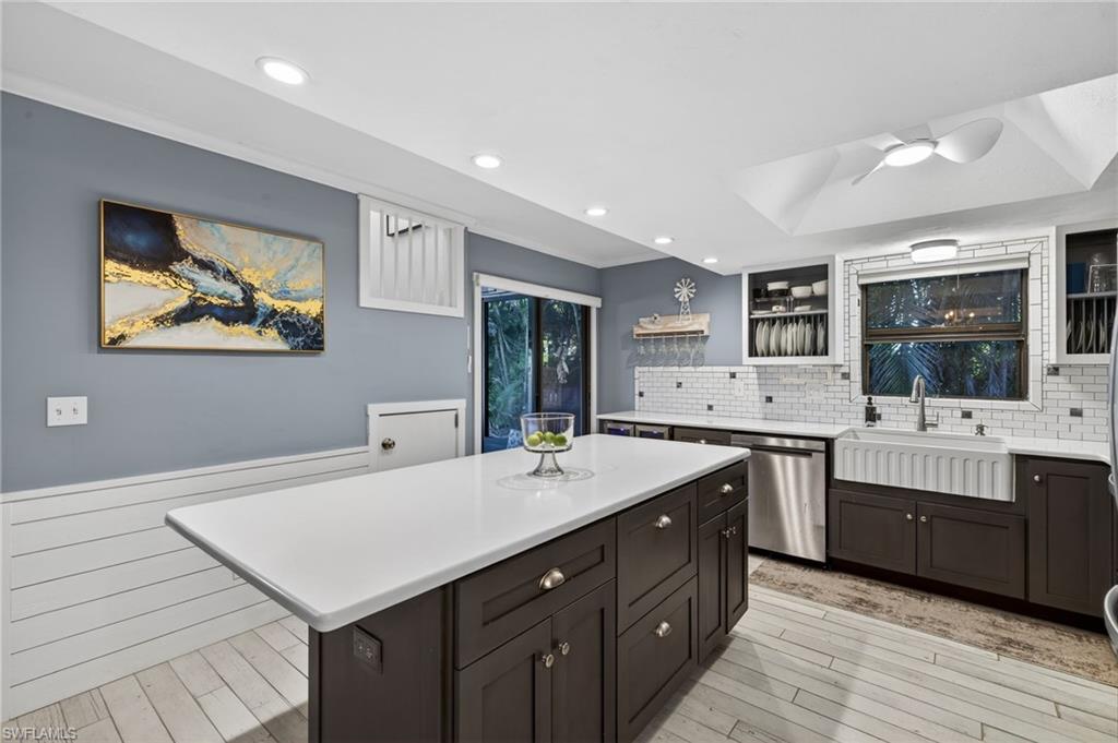 AMBERWOOD LAKE CONDO - Residential