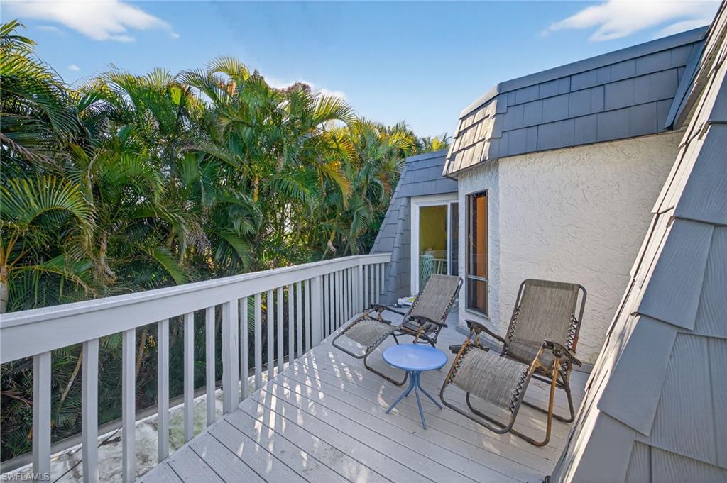 AMBERWOOD LAKE CONDO - Residential