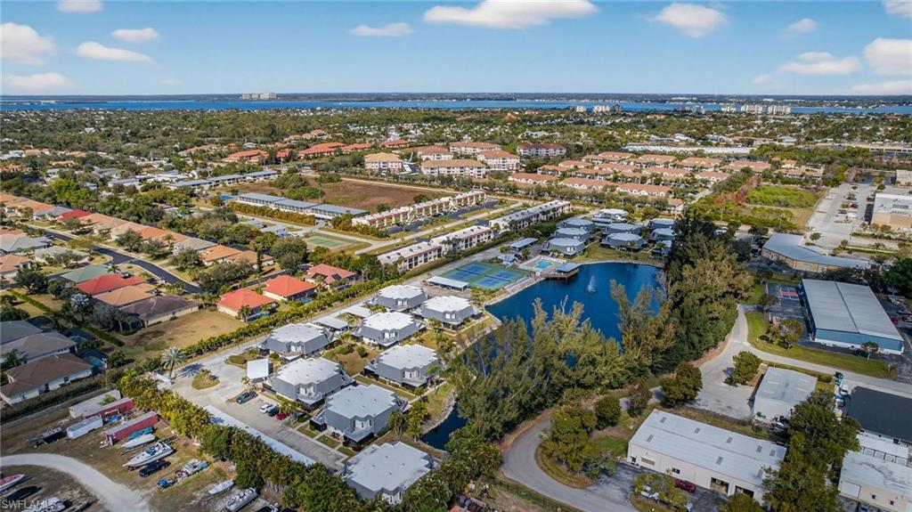 AMBERWOOD LAKE CONDO - Residential