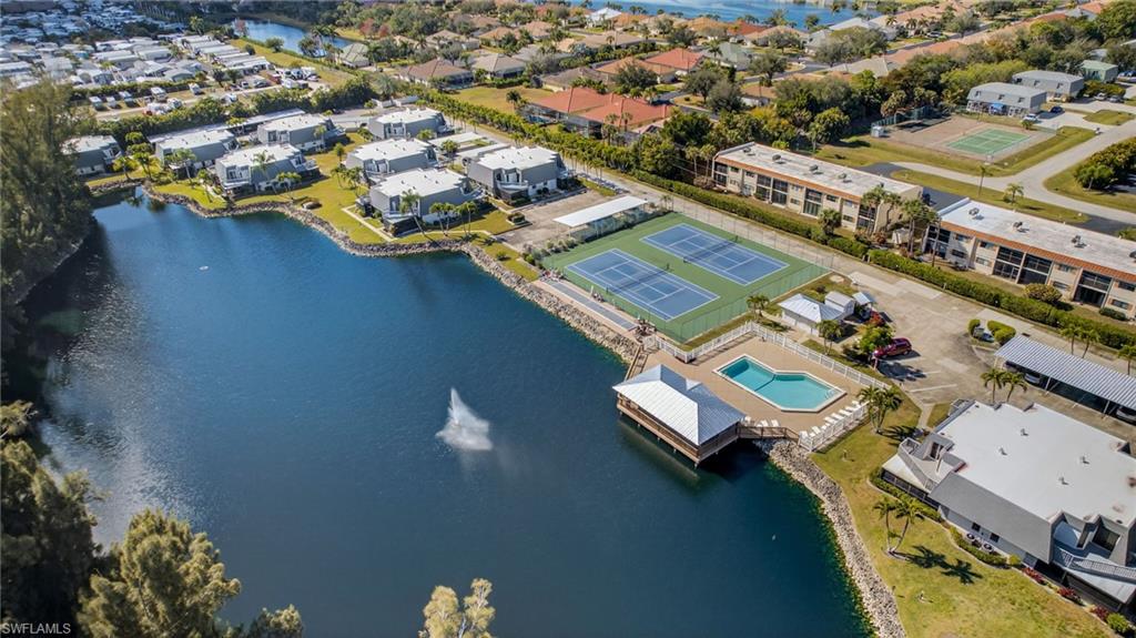 AMBERWOOD LAKE CONDO - Residential