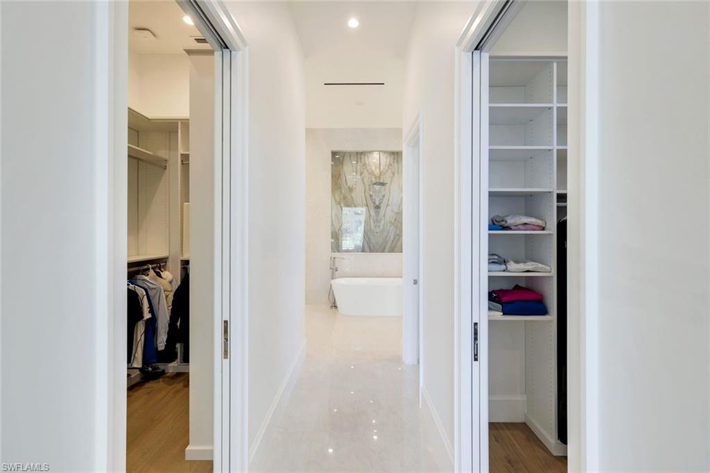 MOORINGS - Residential