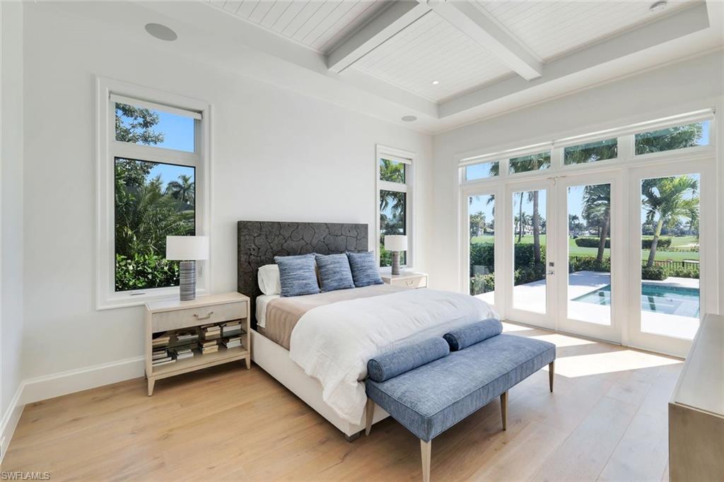 MOORINGS - Residential