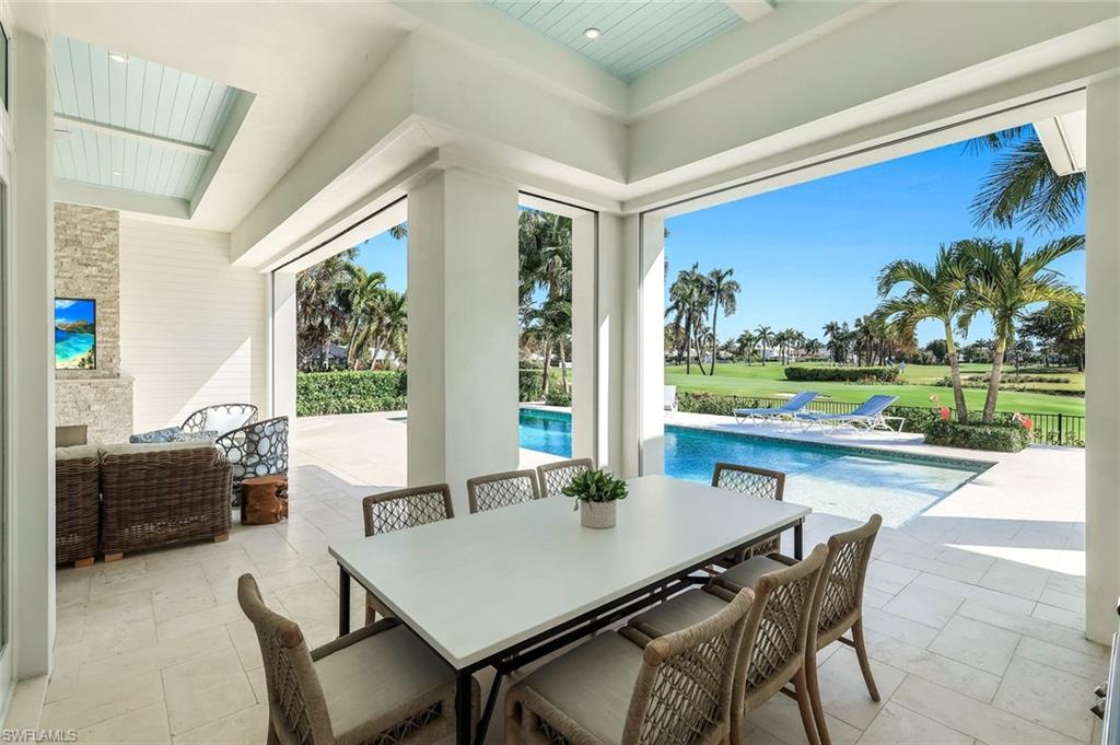 MOORINGS - Residential