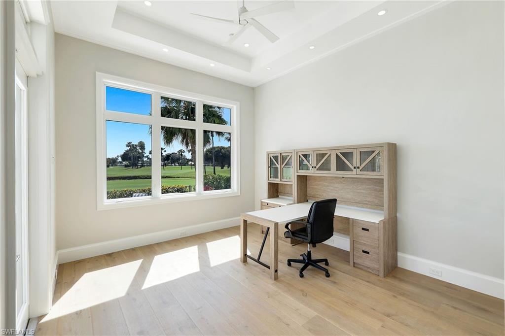 MOORINGS - Residential