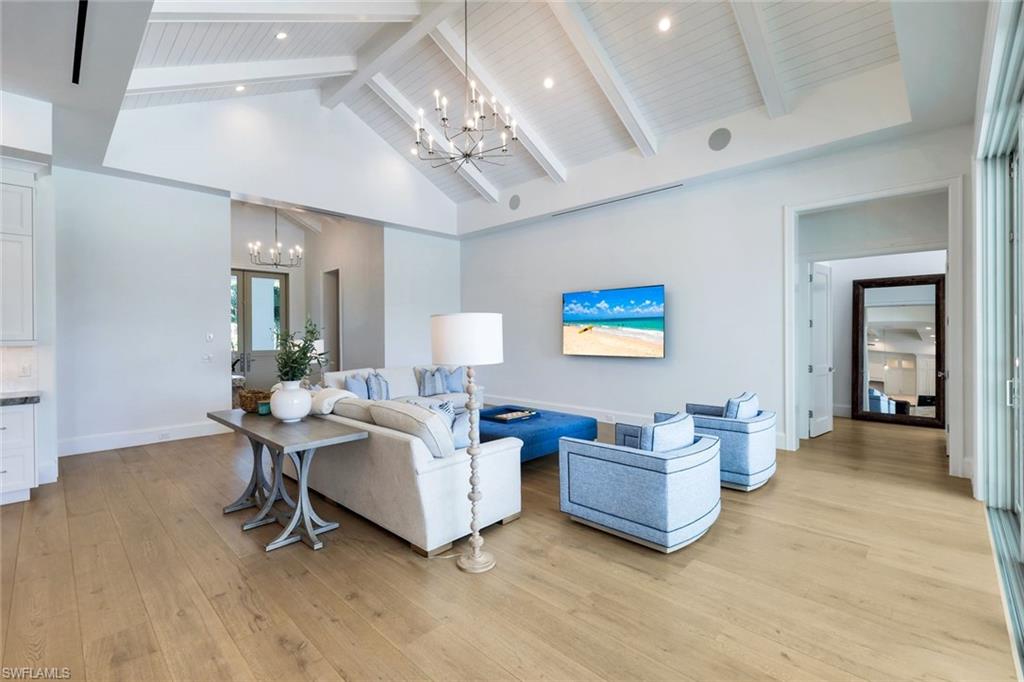 MOORINGS - Residential