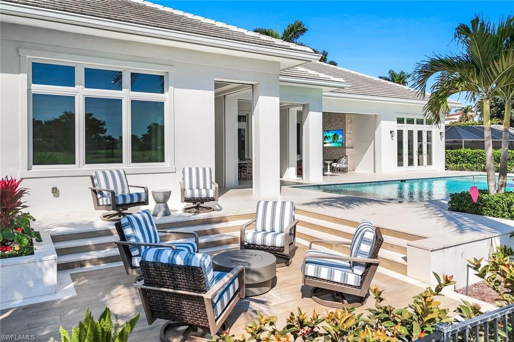 MOORINGS - Residential