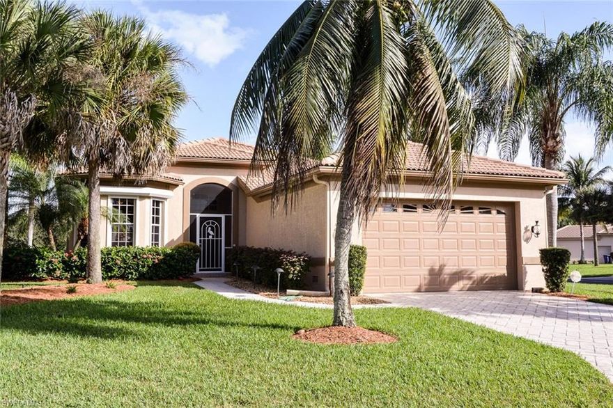SINGLE FAMILY VILLA HOME IN LEXINGTON COUNTRY CLUB'S GOLF VILLAGE. THIS "AUGUSTA" FLOORPLAN WAS A FORMER MODEL. HOME WAS TOTALLY RENOVATED SINCE 2014,LOADED WITH UPGRADES. THIS HOME IS IN PRISTINE CONDITION. A/C WAS REPLACED IN 2014,WATER HEATER IN 2014,KITCHEN APPLIANCES IN 2014,CHERRY KITCHEN CABINETS INSTALLED IN 2014,WASHER & DRYER IN 2014,CARPETING WAS REPLACED IN 2014,,HARDWOOD FLOORS IN DINING ROOM,LIVING ROOM & DEN,BATHROOMS WERE REDONE IN 2015,NEW FRONT DOOR IN 2014,DOUBLE OVENS IN KITCHEN,CENTRAL STEREO WITH INTERCOM,CROWN MOLDINGS,PLANTATION SHUTTERS,ELECTRIC POOL HEATER WAS REPLACED IN 2015,MAPLE LAUNDRY ROOM CABINETS INSTALLED IN 2014, 8 CEILING FANS,ELECTRIC STORM SHUTTERS ON ALL WINDOWS AND FRONT DOOR, INTERIOR OF HOME WAS FRESHLY PAINTED IN 2014, AND SO MUCH MORE!