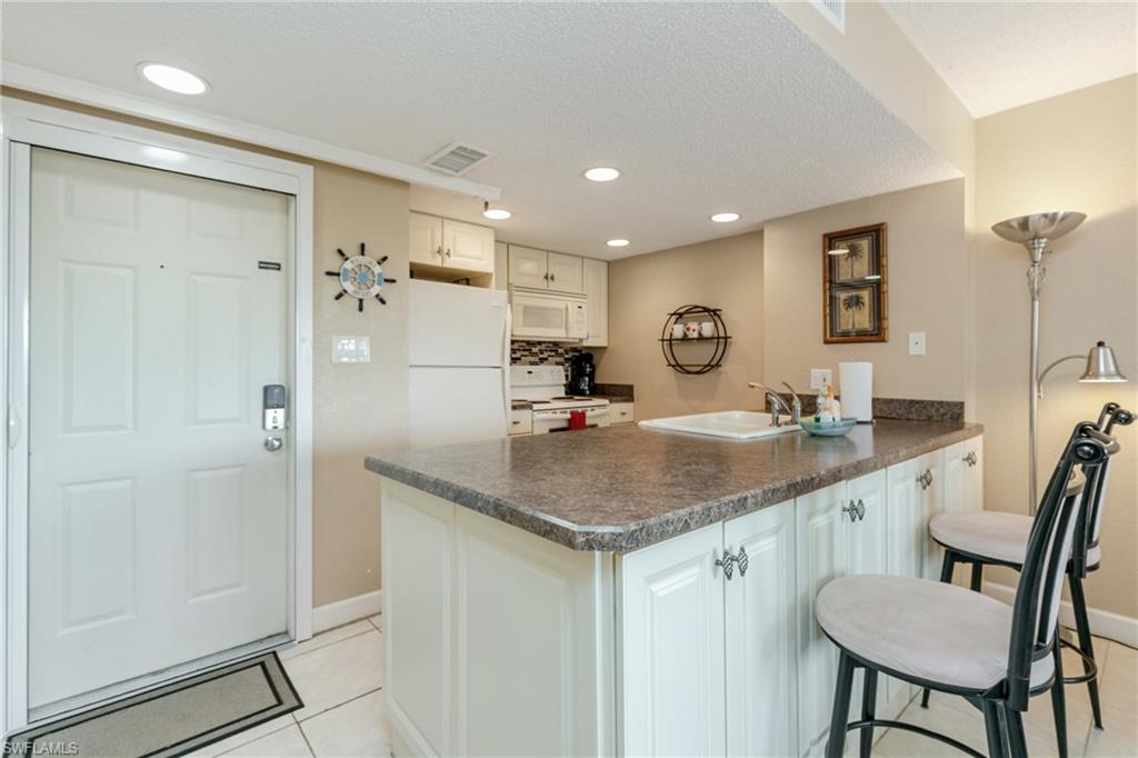 KEEL CLUB CONDO - Residential