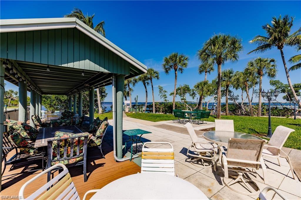 MEADOWLARK COVE - Residential