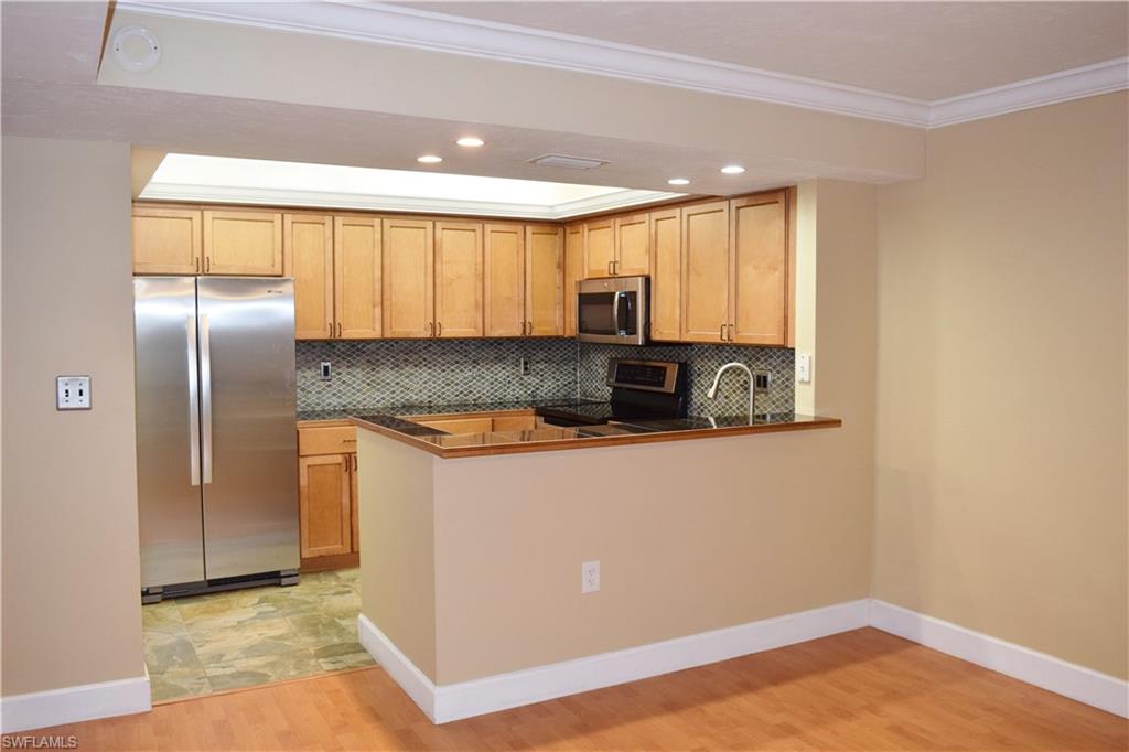 MEADOWLARK COVE - Residential