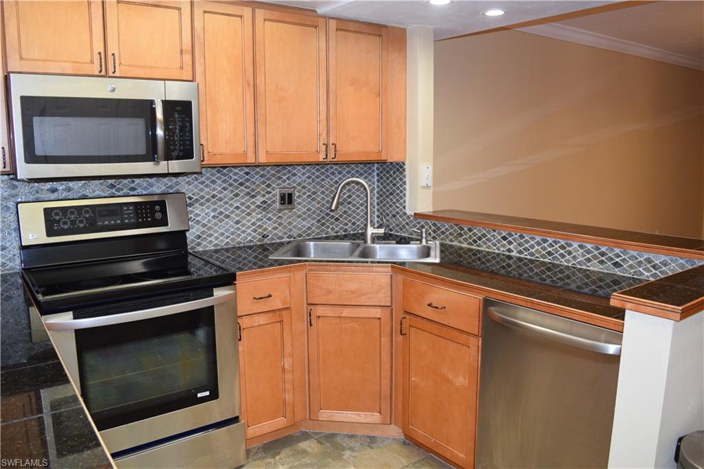 MEADOWLARK COVE - Residential