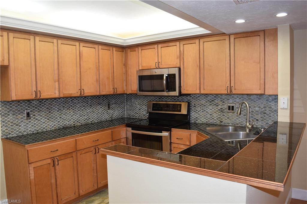 MEADOWLARK COVE - Residential