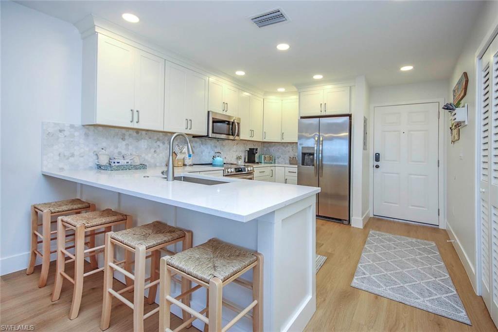 SANDALFOOT CONDOMINIUM - Residential