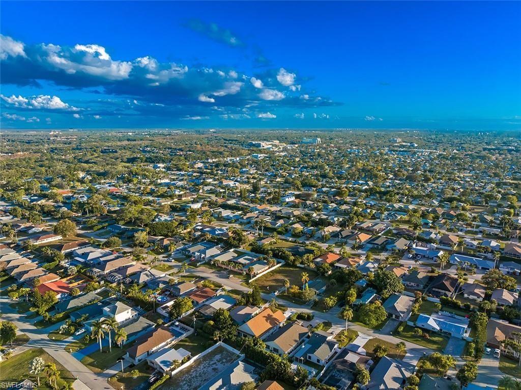 NAPLES PARK - Residential