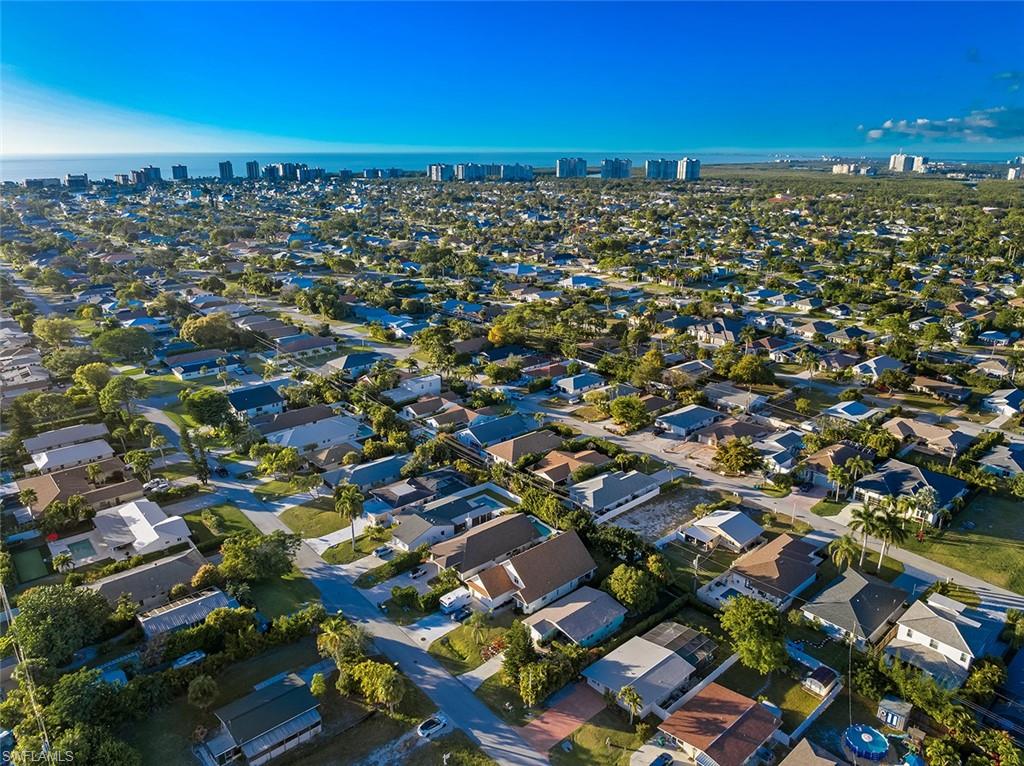 NAPLES PARK - Residential