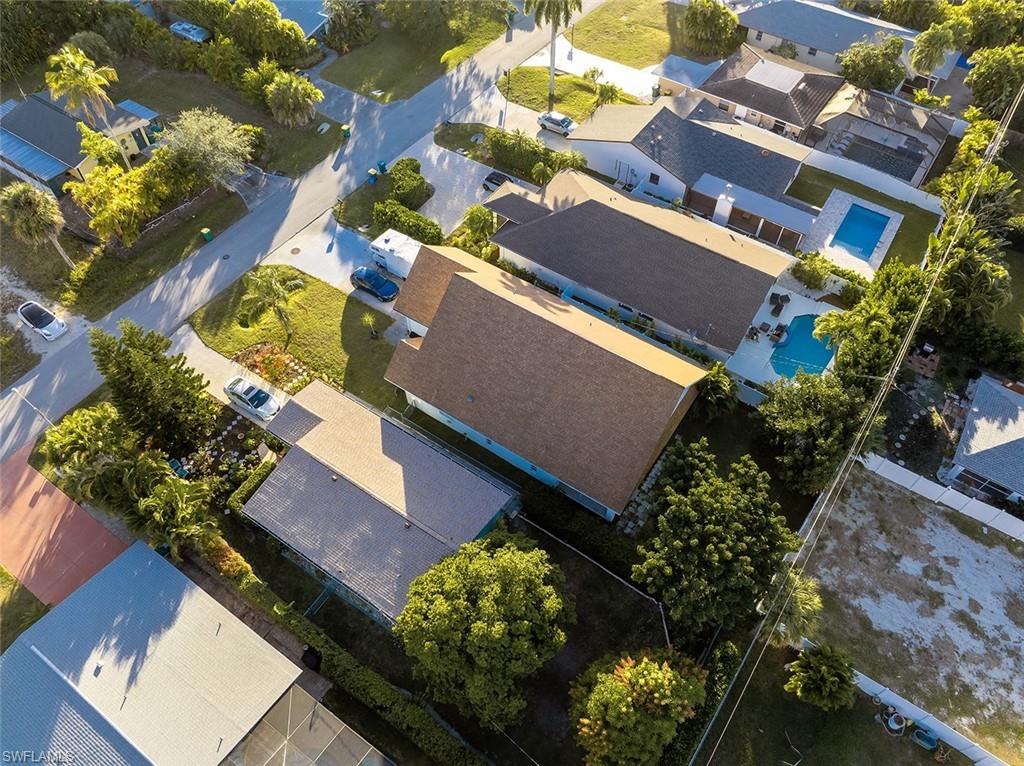 NAPLES PARK - Residential