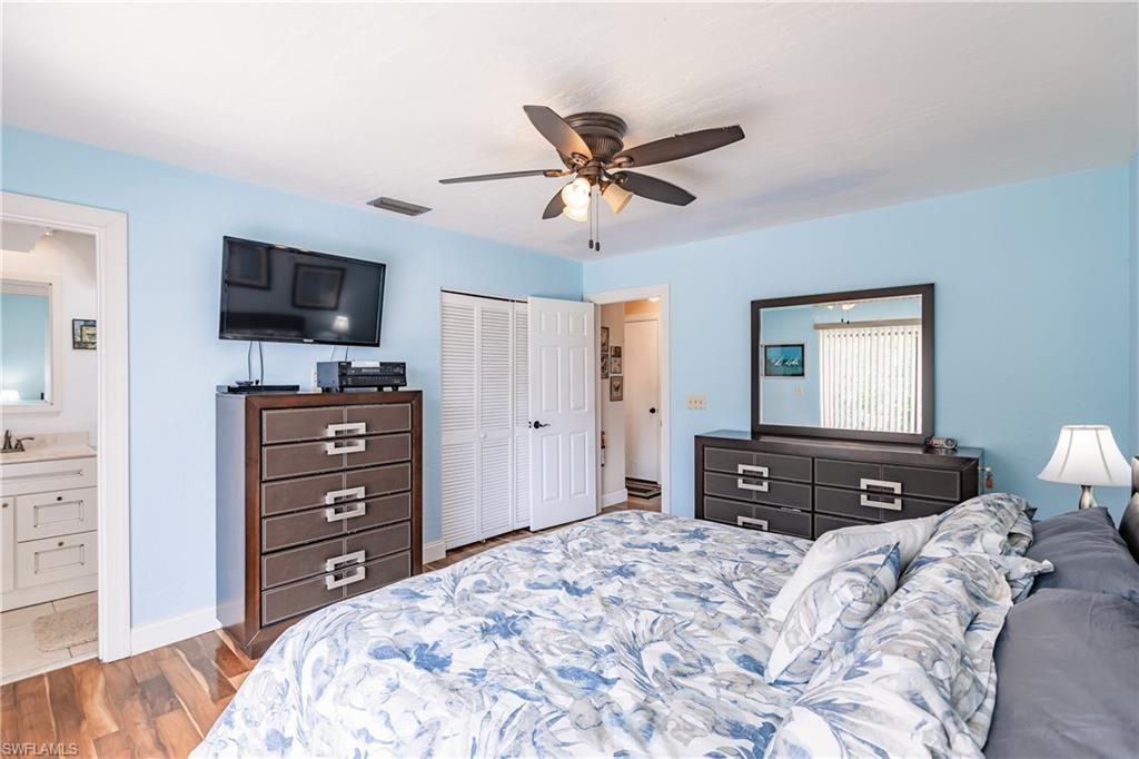 MARCO BEACH - Residential