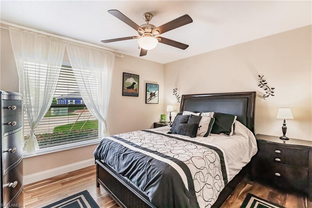 MARCO BEACH - Residential