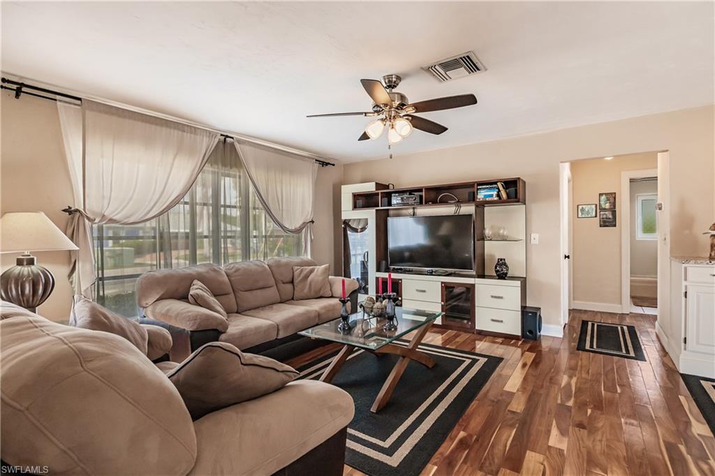 MARCO BEACH - Residential