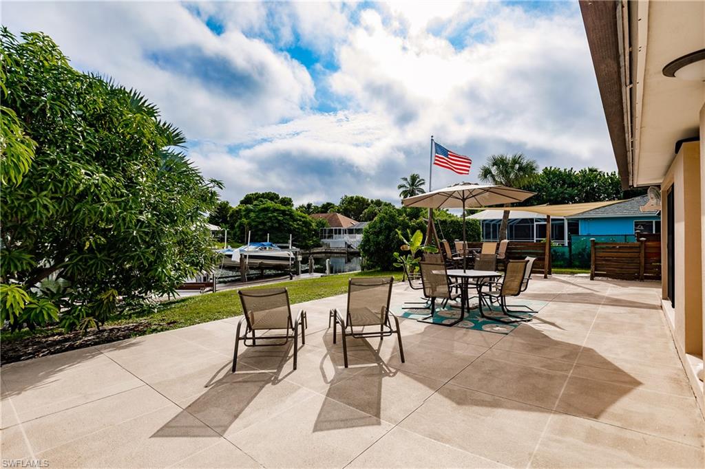 MARCO BEACH - Residential