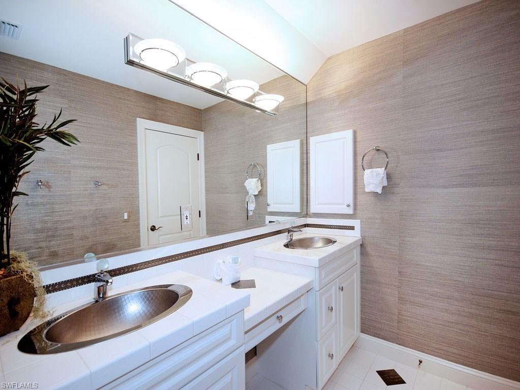 TICHENORS F H SILVER KING - Residential