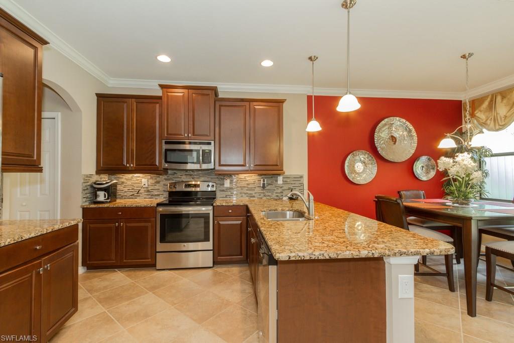 SUMMIT PLACE - Residential