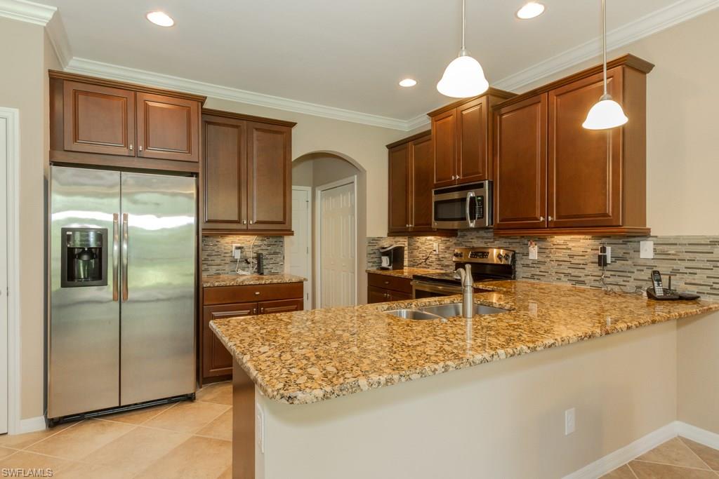 SUMMIT PLACE - Residential