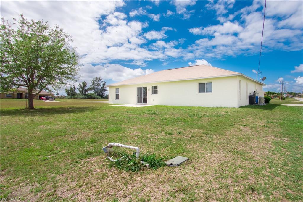 CAPE CORAL - Residential