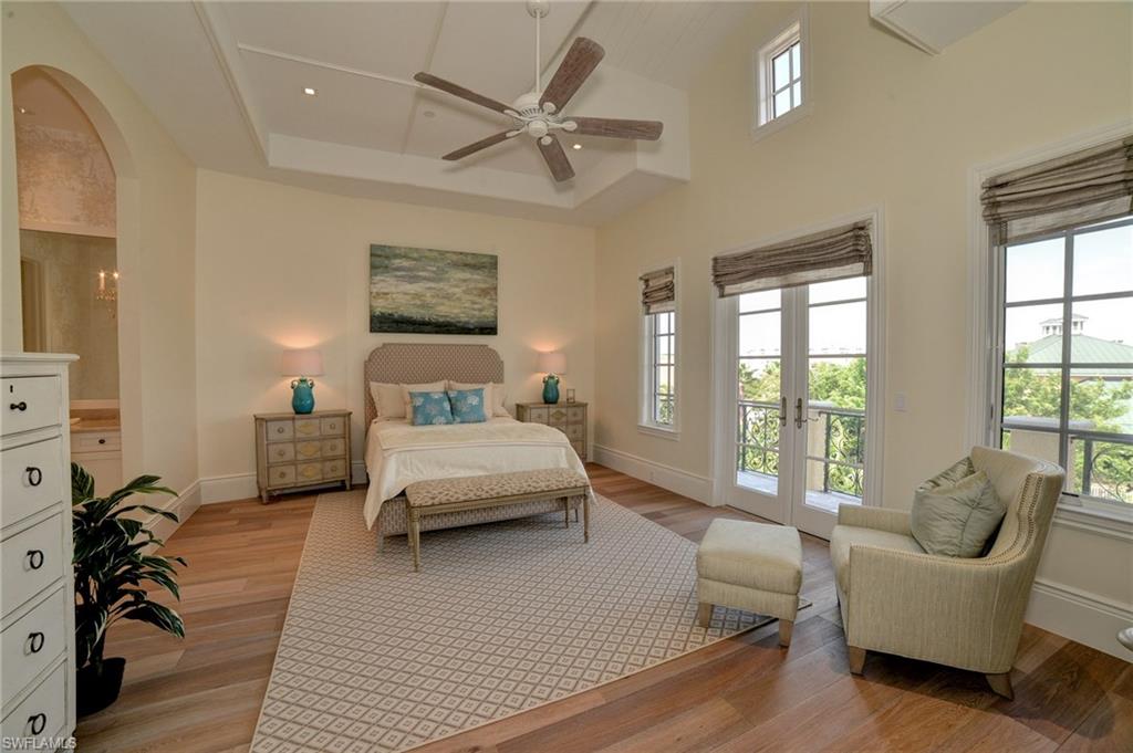 BAREFOOT BEACH - Residential