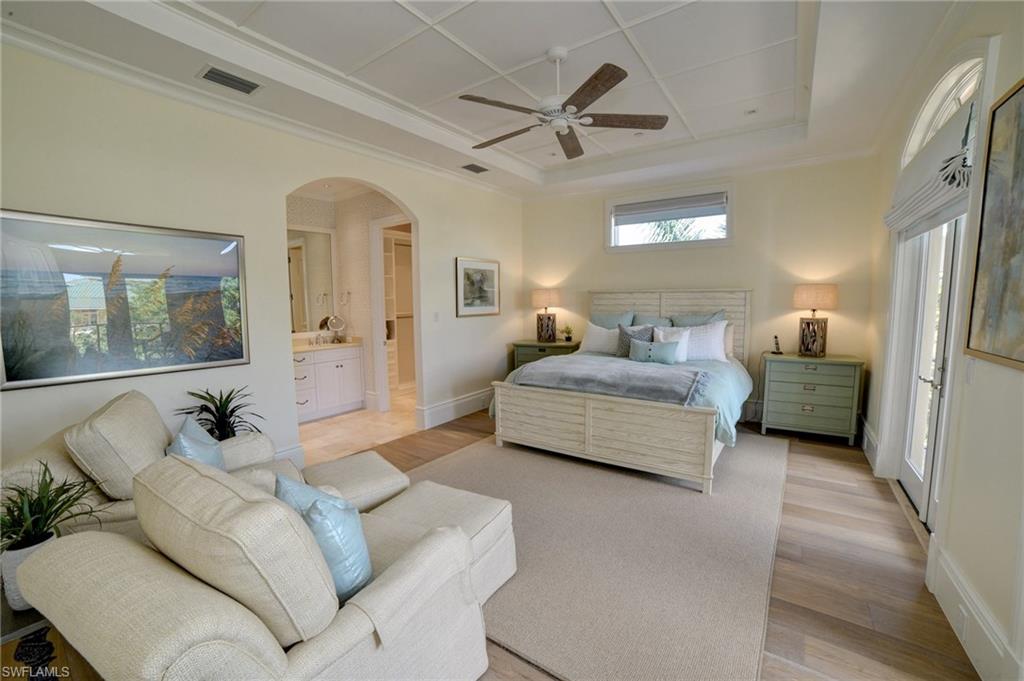 BAREFOOT BEACH - Residential