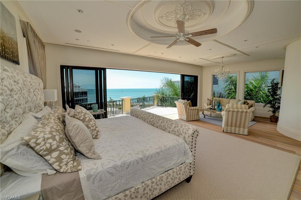 BAREFOOT BEACH - Residential