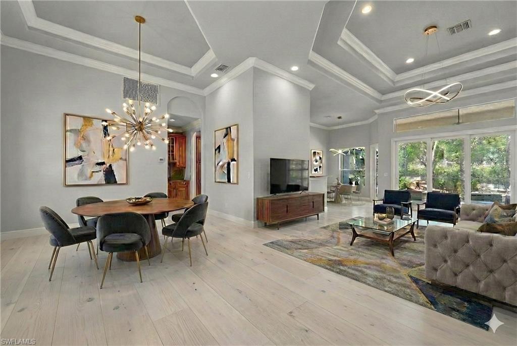 BELLE LAGO - Residential