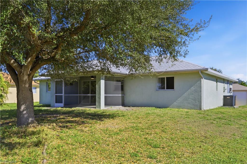 CAPE CORAL - Residential