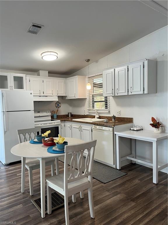 WINDJAMMER VILLAGE OF NAPLES - Residential