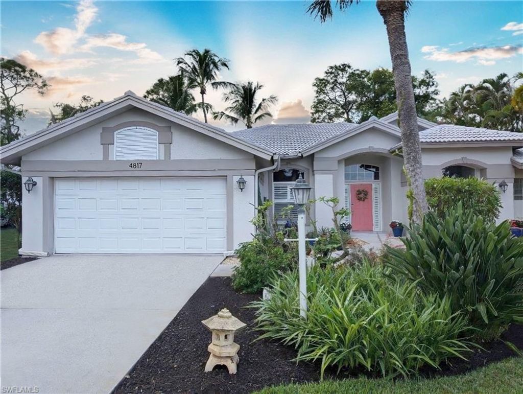 Photo of 4817 Berkeley DR, NAPLES, FL 34112 (MLS # 225077235)