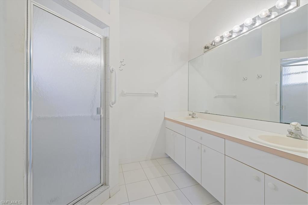 CROSS CREEK ESTATES - Residential