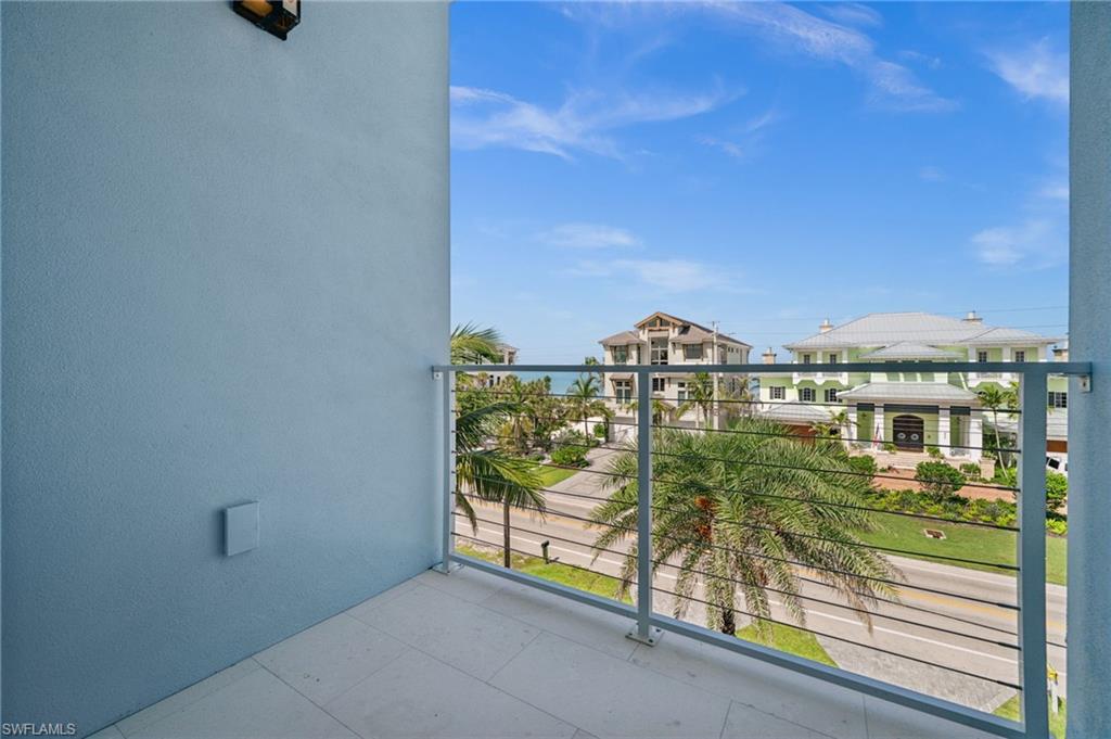 BONITA BEACH - Residential