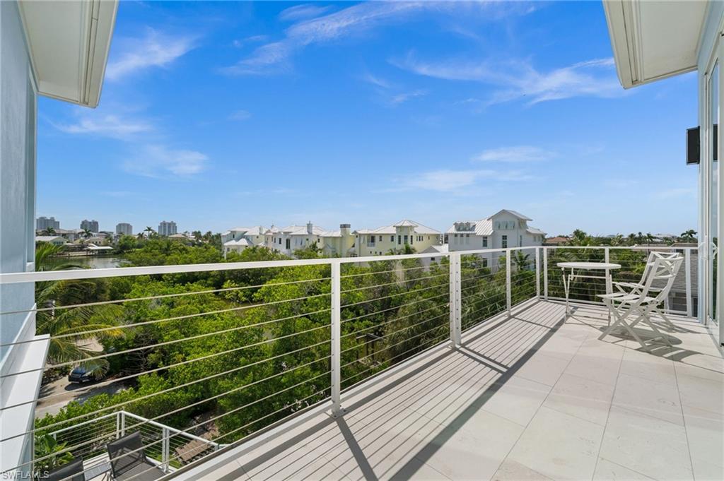 BONITA BEACH - Residential