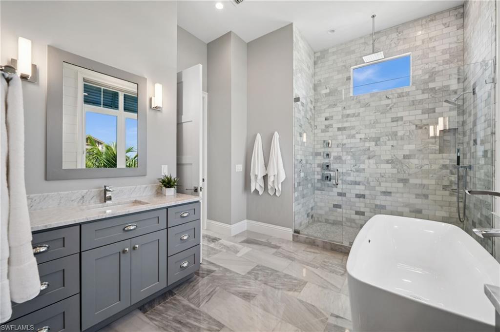 BONITA BEACH - Residential