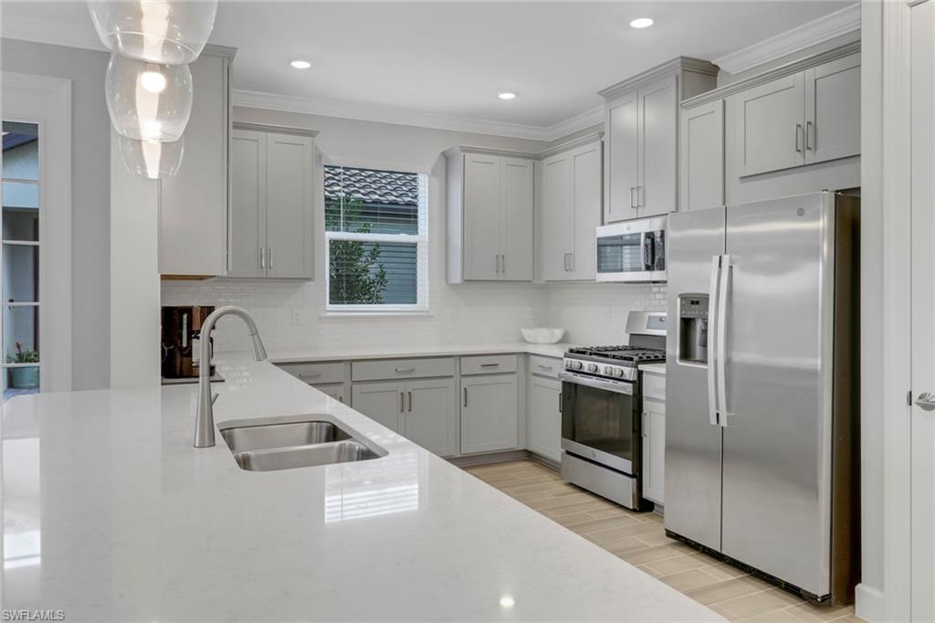 ESPLANADE BY THE ISLANDS - Residential Lease