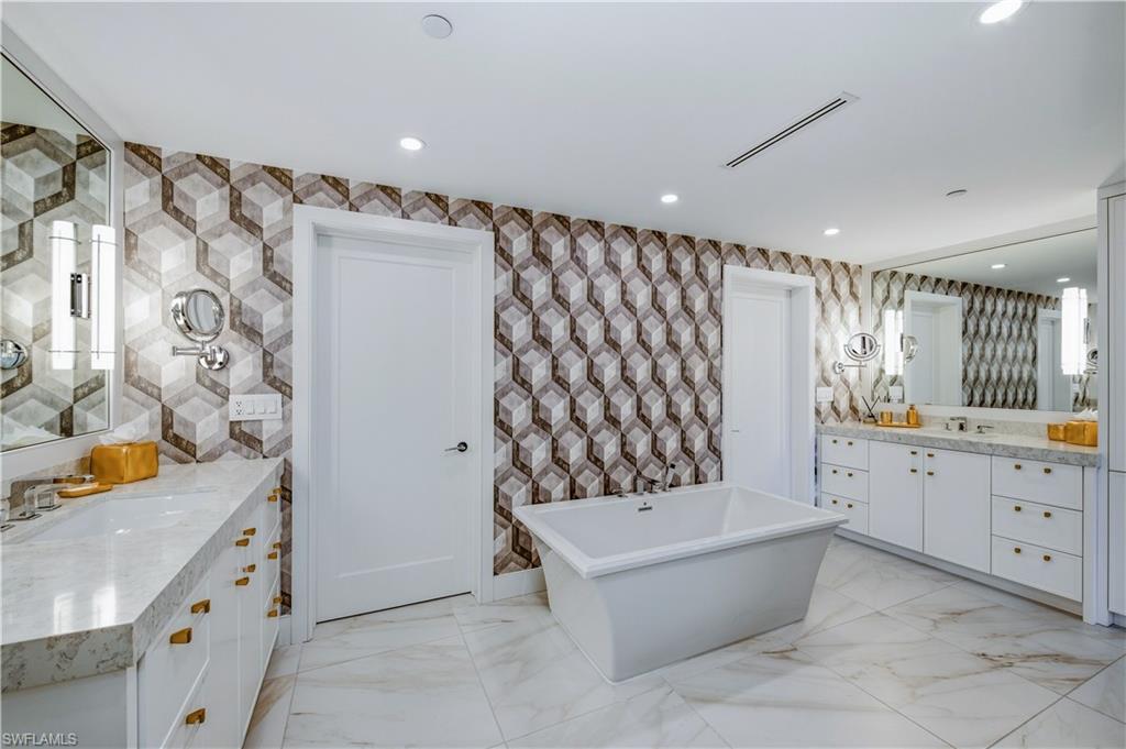 KALEA BAY TOWER 200 - Residential